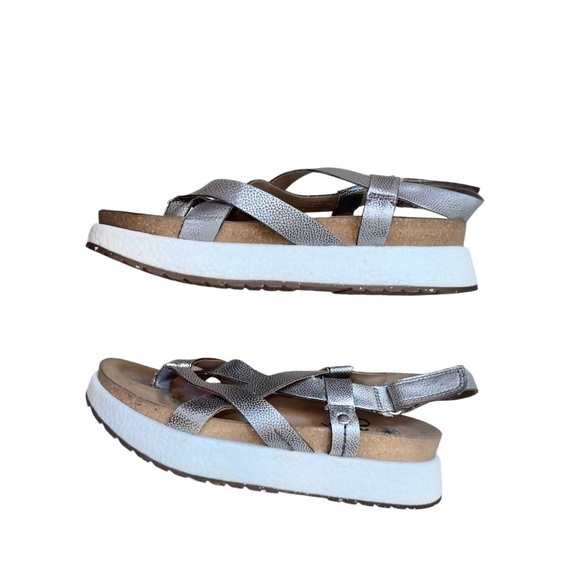 OTBT Springer metallic pewter sandals women’s shoes size 7.5 - Picture 9 of 17